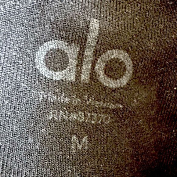 Alo Yoga 7/8 High Waisted Moto Leggings Black Mesh Panels Athleisure Women’s M - Picture 6 of 6